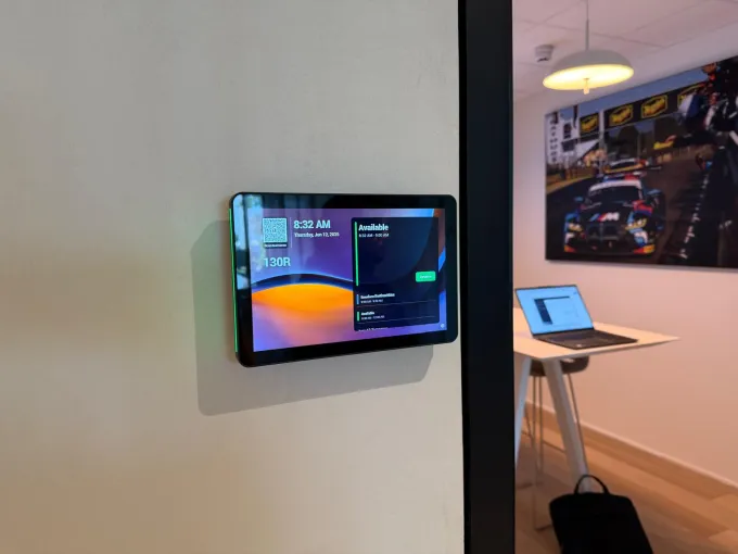 Tablette de r&eacute;servation de salle de r&eacute;union chez Weerts