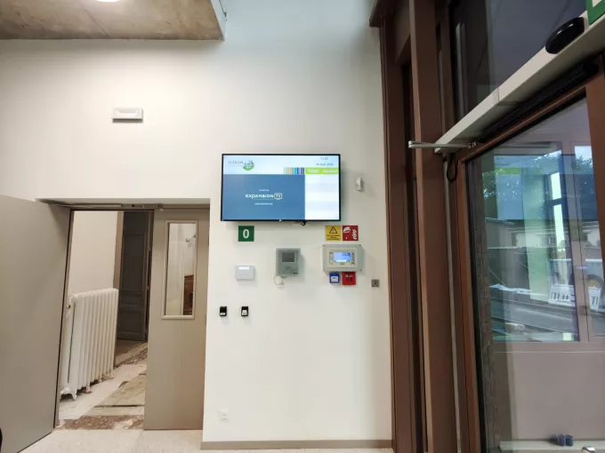 Solution gestion file d'attente et prise de RDV &agrave; la commune de Fl&eacute;ron