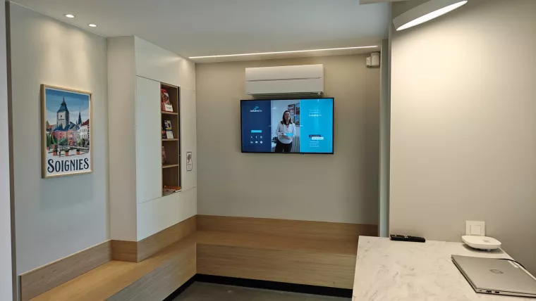 &Eacute;cran de salle d'attente pour le notaire Pirard et Hachez