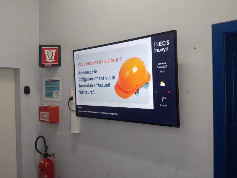 LG &eacute;cran moniteur pro