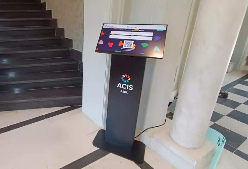 Borne d'accueil pour visiteurs Acis