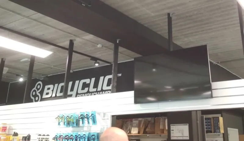 Ecrans au sein des points de vente Bicyclic