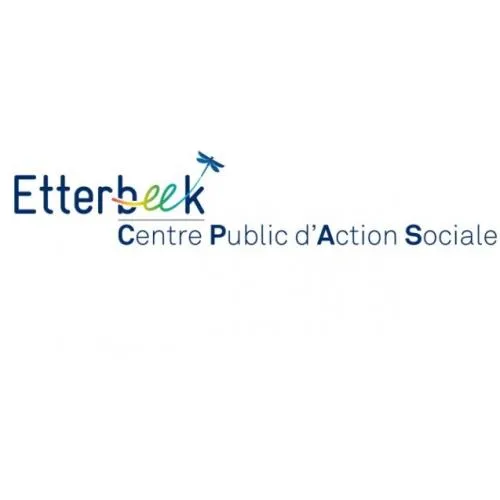 Salle de r&eacute;union &eacute;quip&eacute;e d'un &eacute;cran interactif - CPAS