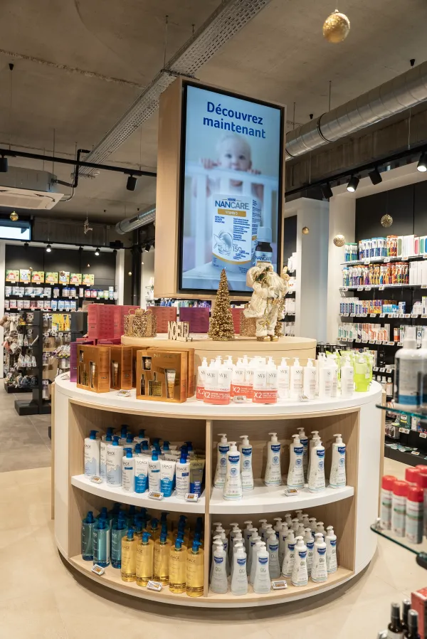 Double &eacute;cran d'affichage dynamique chez Extrapharm